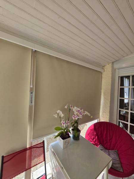 Vente et installation de store d'intérieur sur mesure à Montpon-Ménestérol